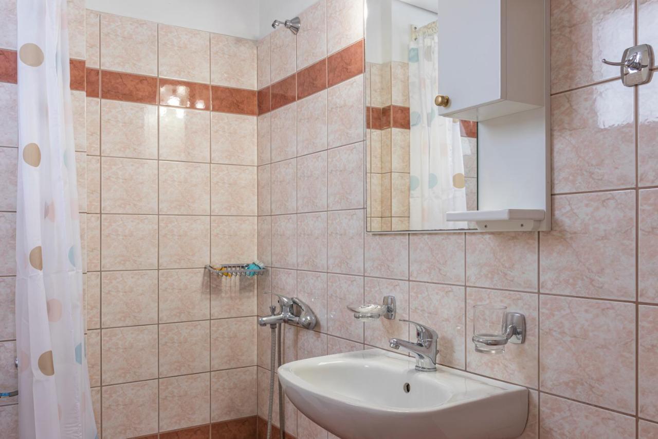 Xenion Ioannina Aparthotel Exteriör bild